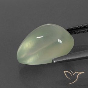 Préhnite Olive Green  naturelle En forme de poire, 4.26 ct, Transparent / Translucide