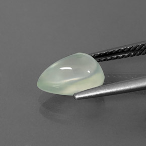 Préhnite vert naturelle transparent, 2,08 ct, transparent / translucide