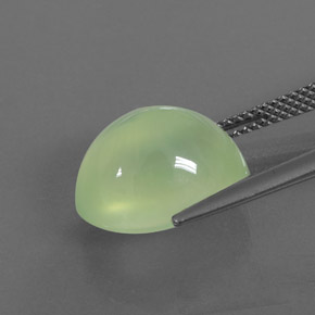 Préhnite vert naturelle transparent, 8,99 ct, transparent / translucide