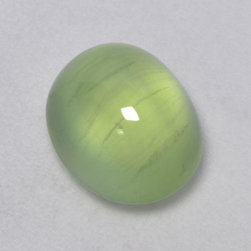 Préhnite vert naturelle coupe ovale, 3,11 ct, transparent