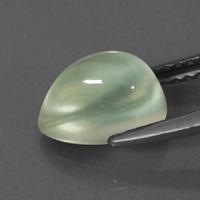 Préhnite vert naturelle transparent, 2,35 ct, transparent / translucide