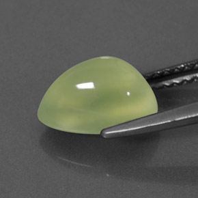 Préhnite vert naturelle transparent, 2,38 ct, transparent / translucide