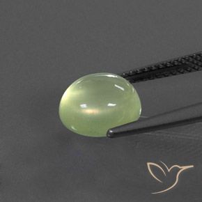 Préhnite Lime Green  naturelle ovale, 3.21 ct, Transparent / Translucide