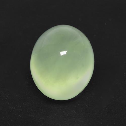Préhnite vert naturelle coupe ovale, 2,08 ct, transparent