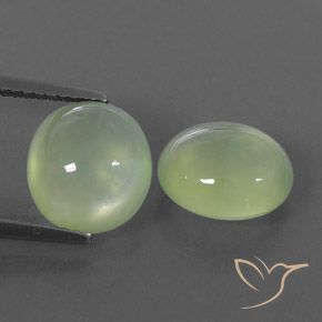 6.96ctw Naturel Medium Green  Préhnite, ovale, Transparent / Translucide