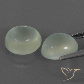 Shop natural 6.26ct Light Hazel Green    Préhnite gems, ovale, from Afrique du Sud at GemSelect. In stock, global shipping!