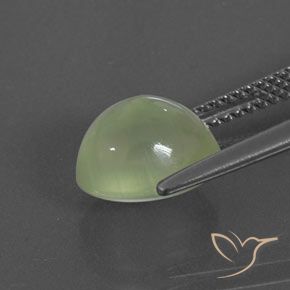 Préhnite Yellow Green  naturelle ovale, 3.67 ct, Transparent / Translucide