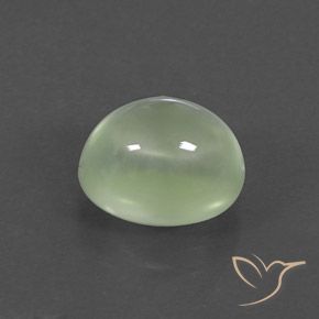 Préhnite Vert sauge très clair naturelle ovale, 3.30 ct, Transparent / Translucide