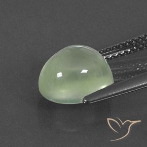 Préhnite Vert sauge très clair naturelle ovale, 3.30 ct, Transparent / Translucide