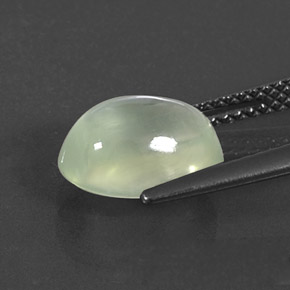 Préhnite vert naturelle transparent, 3,09 ct, transparent / translucide