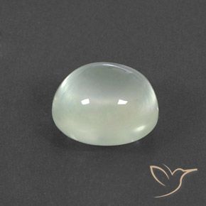 Préhnite Warm Green  naturelle ovale, 3.36 ct, Transparent / Translucide