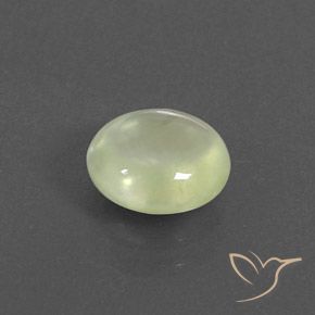 Préhnite Olive Green  naturelle ovale, 1.84 ct, Transparent