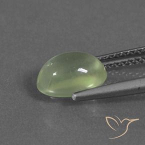 Préhnite Medium Green  naturelle ovale, 1.69 ct, Transparent