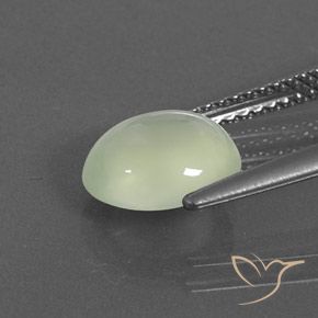Préhnite Medium Green  naturelle ovale, 2.01 ct, Transparent