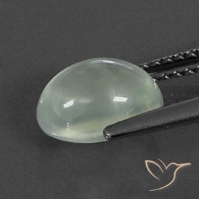Préhnite Very Light Green  naturelle ovale, 2.22 ct, Transparent / Translucide