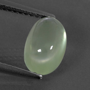 Préhnite vert naturelle transparent, 2,43 ct, transparent / translucide