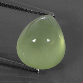 Préhnite vert naturelle transparent, 5,44 ct, transparent / translucide