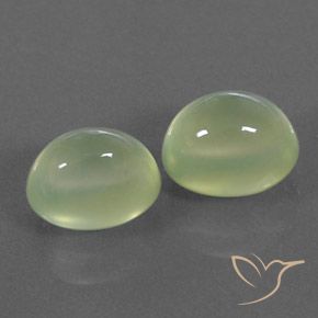 Shop natural 5.43ct Medium Green  Préhnite gems, ovale, from Afrique du Sud at GemSelect. In stock, global shipping!