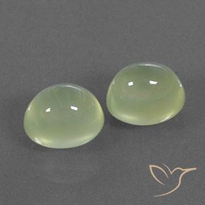 Shop natural 4.71ct Medium Green  Préhnite gems, ovale, from Afrique du Sud at GemSelect. In stock, global shipping!