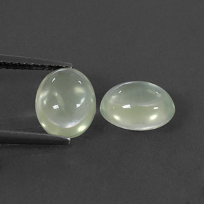 Achetez naturel 3,56ct vert préhnite gems, coupe ovale, en provenance afrique du sud chez gemselect. en stock, livraison internationale!