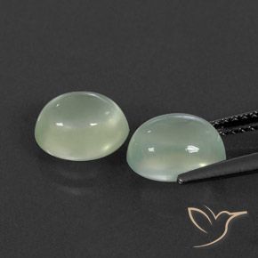 Shop natural 4.03ct Vert clair Préhnite gems, ovale, from Afrique du Sud at GemSelect. In stock, global shipping!