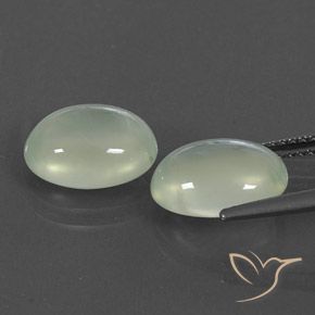 Shop natural 6.97ct Vert grisâtre Préhnite gems, ovale, from Afrique du Sud at GemSelect. In stock, global shipping!