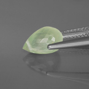 Prehnite Vert naturelle Transparent, 2.64 ct, Transparent / Translucide