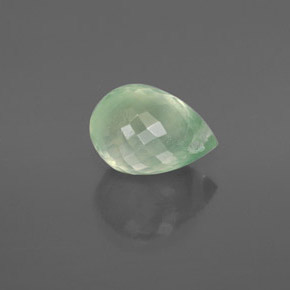 Préhnite vert naturelle briolette, 2,46 ct, transparent
