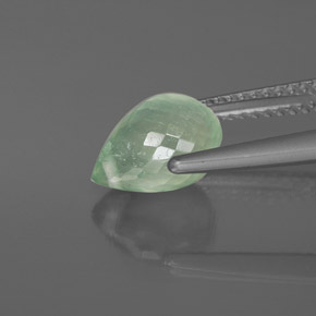 Préhnite vert naturelle briolette, 2,46 ct, transparent