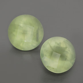 Achetez naturel 3,69ct vert préhnite gems, transparent, en provenance afrique du sud chez gemselect. en stock, livraison internationale!