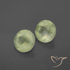 Shop natural 3.61ct Vert grisâtre Préhnite gems, Tour, from Afrique du Sud at GemSelect. In stock, global shipping!