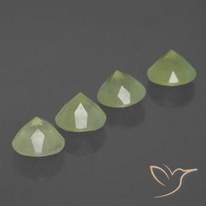 Shop natural 7.57ct Vert jaunâtre Préhnite gems, Tour, from Afrique du Sud at GemSelect. In stock, global shipping!