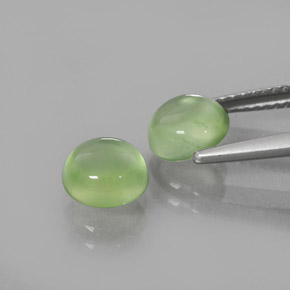 Achetez naturel 2,97ct vert préhnite gems, coupe roude, en provenance afrique du sud chez gemselect. en stock, livraison internationale!