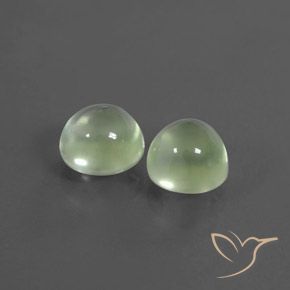 Shop natural 4.19ct Vert poire léger Préhnite gems, Tour, from Afrique du Sud at GemSelect. In stock, global shipping!