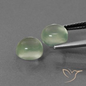 Shop natural 4.34ct Vert jaunâtre Préhnite gems, Tour, from Afrique du Sud at GemSelect. In stock, global shipping!