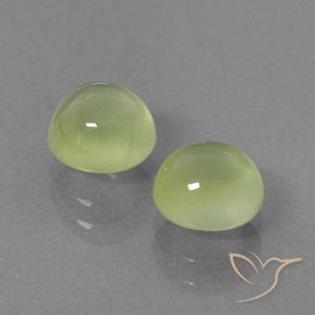 Shop natural 3.37ct Vert clair Préhnite gems, Tour, from Afrique du Sud at GemSelect. In stock, global shipping!