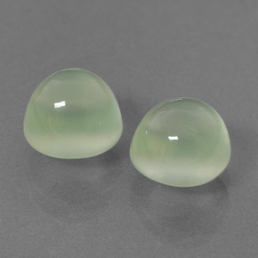 Achetez naturel 5,17ct vert préhnite gems, coupe roude, en provenance afrique du sud chez gemselect. en stock, livraison internationale!