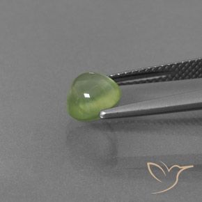 Préhnite Vert jaunâtre naturelle ovale, 2.11 ct, Transparent