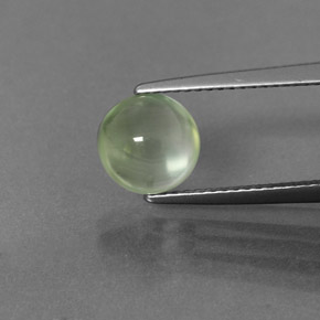 Préhnite vert naturelle coupe roude, 2,27 ct, transparent