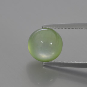 Préhnite vert naturelle transparent, 3,17 ct, transparent / translucide