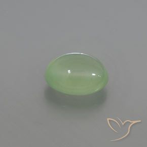 Préhnite Vert jaunâtre naturelle ovale, 2.33 ct, Transparent / Translucide