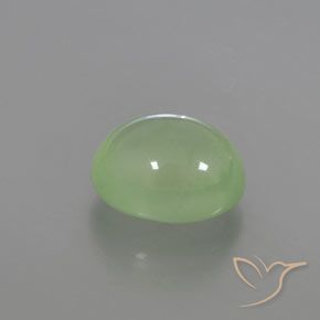 Préhnite Vert lime pâle naturelle ovale, 2.81 ct, Transparent / Translucide