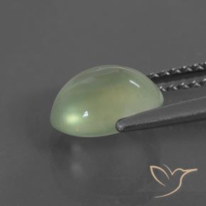Préhnite Vert clair naturelle ovale, 2.15 ct, Transparent