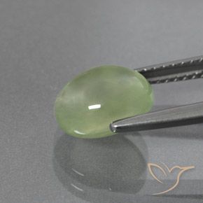 Préhnite Vert pâle naturelle ovale, 2.94 ct, Transparent
