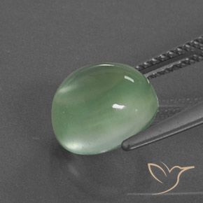 Préhnite Vert citron naturelle ovale, 4.17 ct, Transparent