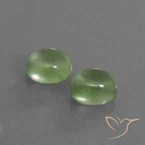 Shop natural 4.86ct Vert lime pâle Préhnite gems, ovale, from Afrique du Sud at GemSelect. In stock, global shipping!