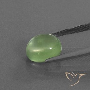 Préhnite Vert jaunâtre naturelle ovale, 3.16 ct, Transparent