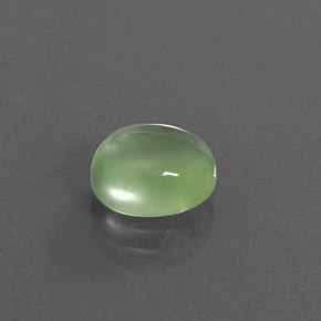Préhnite vert naturelle coupe ovale, 3,00 ct, transparent