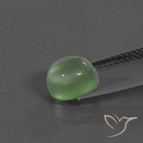 Préhnite Vert jaunâtre naturelle ovale, 2.41 ct, Transparent / Translucide