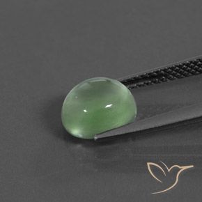 Préhnite Vert clair naturelle ovale, 2.46 ct, Transparent